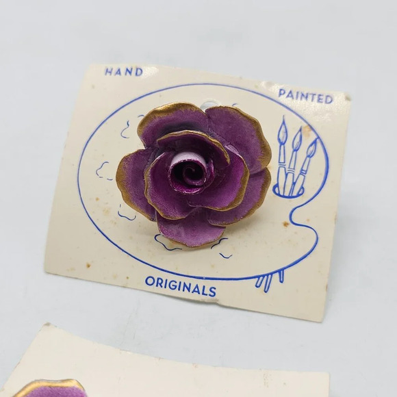 Vintage Hand Painted Enamel Rose Clip-On Earrings & Brooch Set New Old Stock - Picture 2 of 7